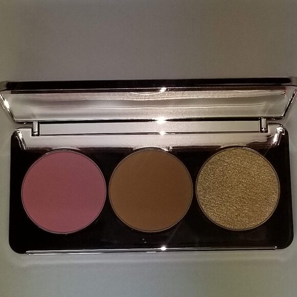 Girlactik - Blush Me & Glow Face Palette - Blush Me Light - Picture 10 of 15
